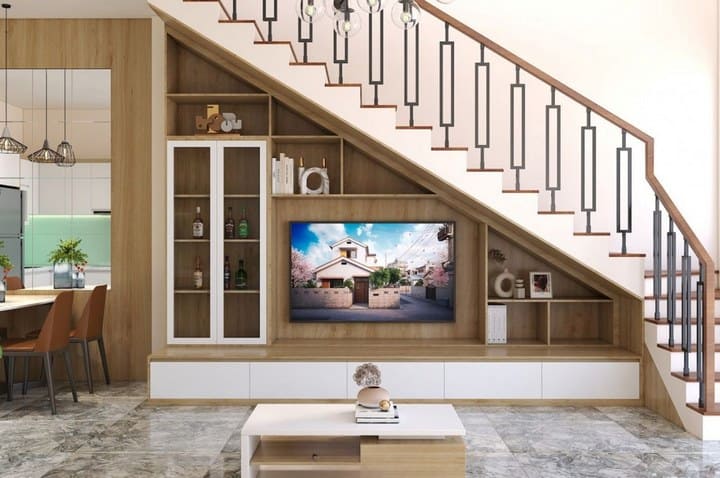 ke tivi duoi gam cau thang (6)